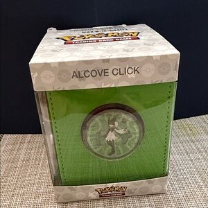 Pokémon Trading Card Game Alcove Click Deck Box